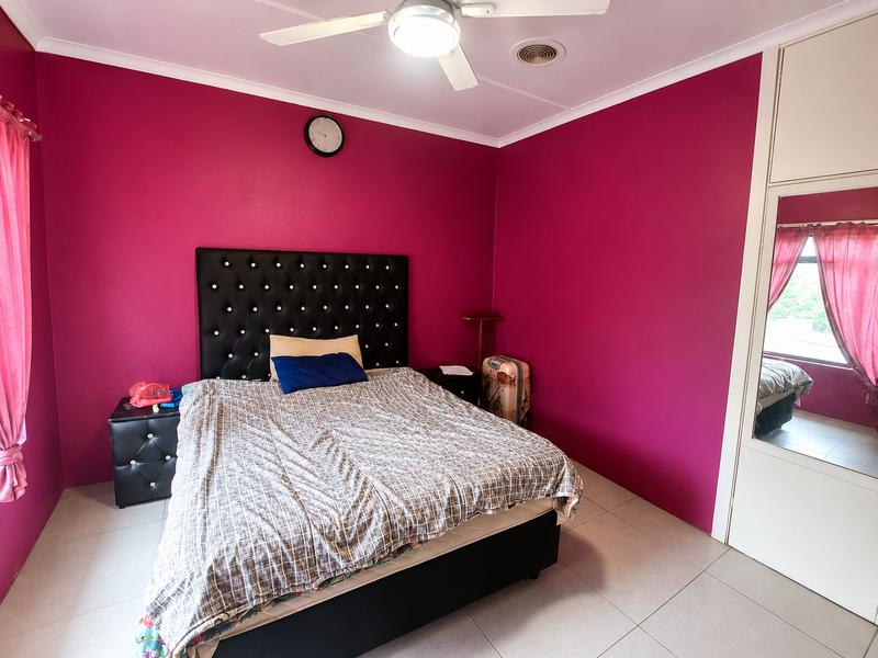 3 Bedroom Property for Sale in Uvongo KwaZulu-Natal