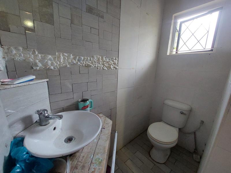 3 Bedroom Property for Sale in Uvongo KwaZulu-Natal
