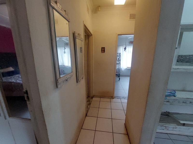 3 Bedroom Property for Sale in Uvongo KwaZulu-Natal