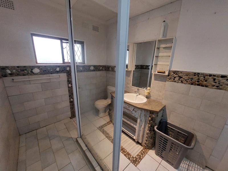 3 Bedroom Property for Sale in Uvongo KwaZulu-Natal
