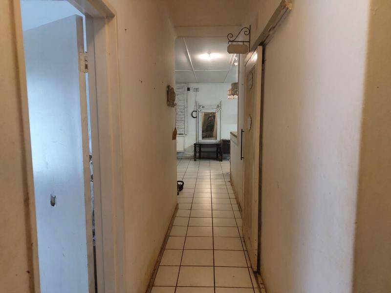 3 Bedroom Property for Sale in Uvongo KwaZulu-Natal