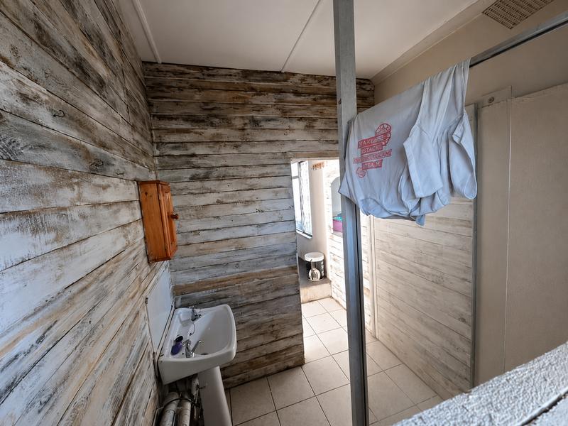 3 Bedroom Property for Sale in Uvongo KwaZulu-Natal