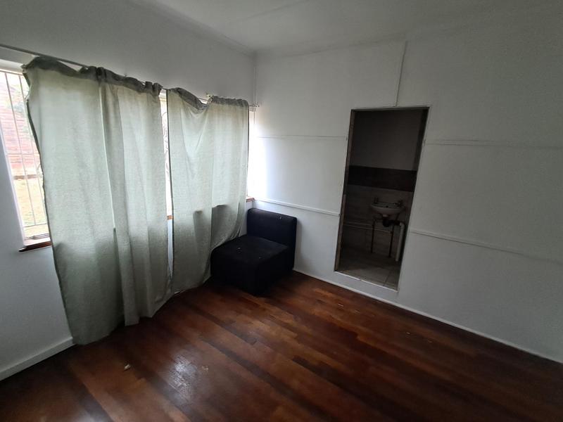 To Let 1 Bedroom Property for Rent in Overport KwaZulu-Natal
