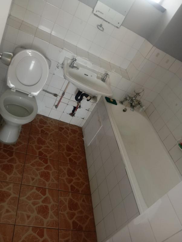 To Let 1 Bedroom Property for Rent in Glenwood KwaZulu-Natal