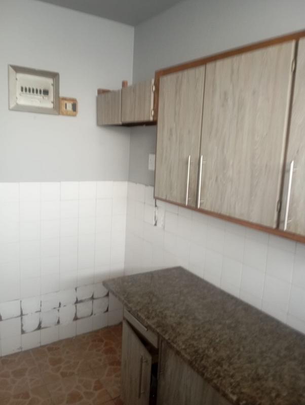 To Let 1 Bedroom Property for Rent in Glenwood KwaZulu-Natal