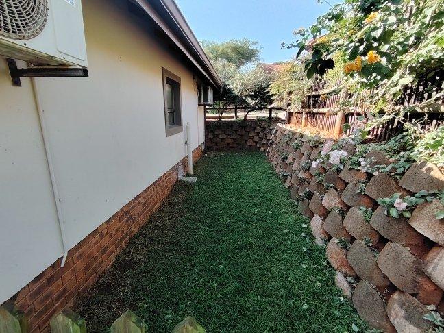 3 Bedroom Property for Sale in Izinga KwaZulu-Natal