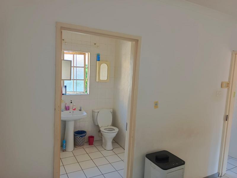 2 Bedroom Property for Sale in Scottsville KwaZulu-Natal