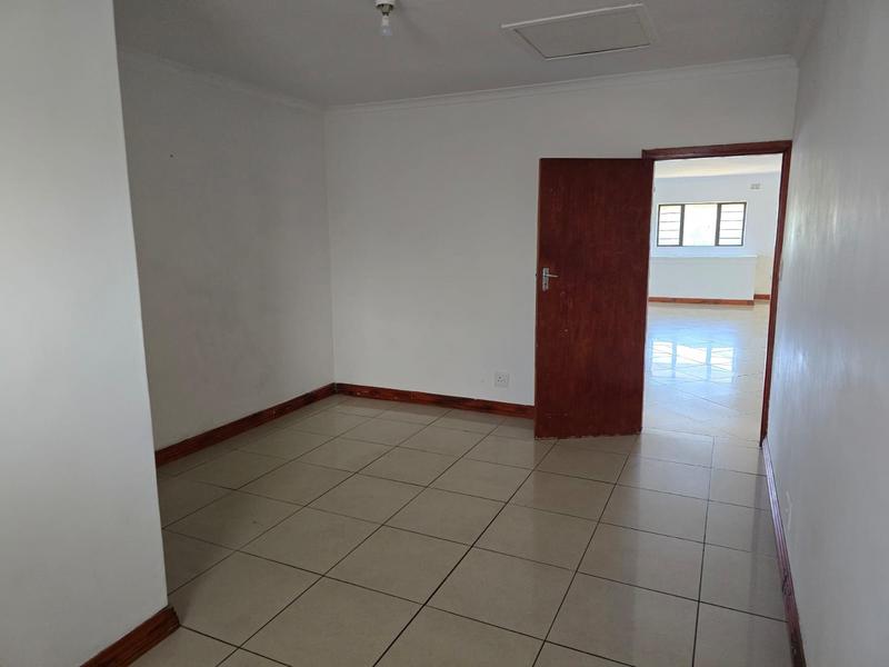To Let 3 Bedroom Property for Rent in Park Rynie KwaZulu-Natal