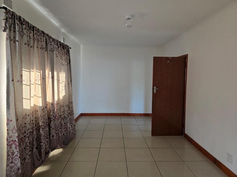 To Let 3 Bedroom Property for Rent in Park Rynie KwaZulu-Natal