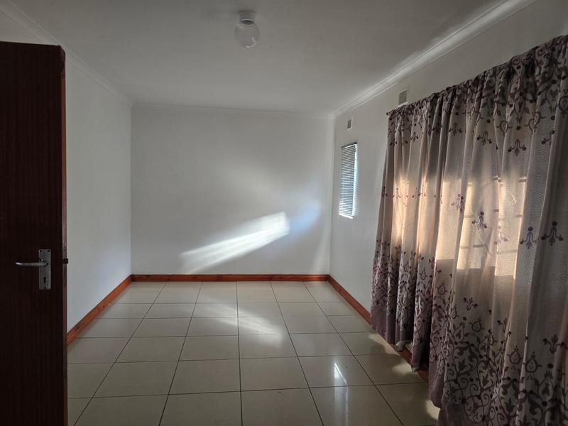 To Let 3 Bedroom Property for Rent in Park Rynie KwaZulu-Natal