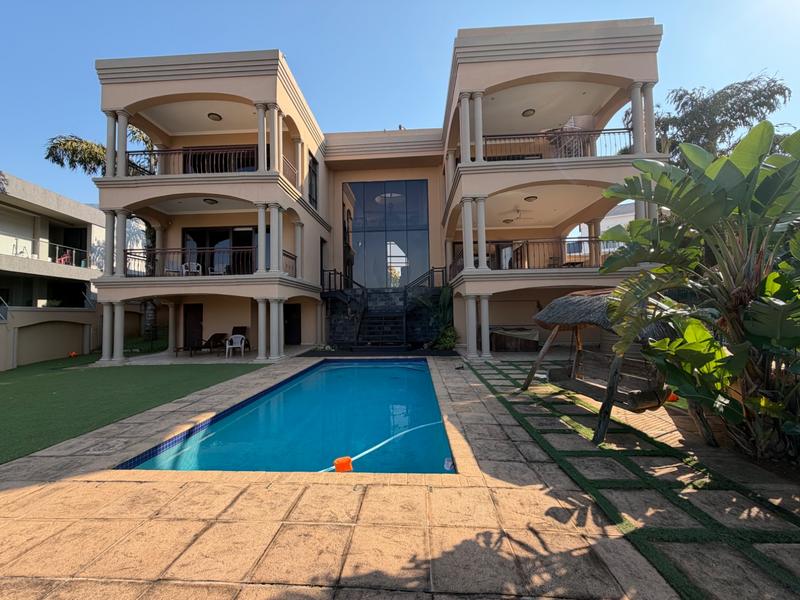 5 Bedroom Property for Sale in Umhlanga KwaZulu-Natal