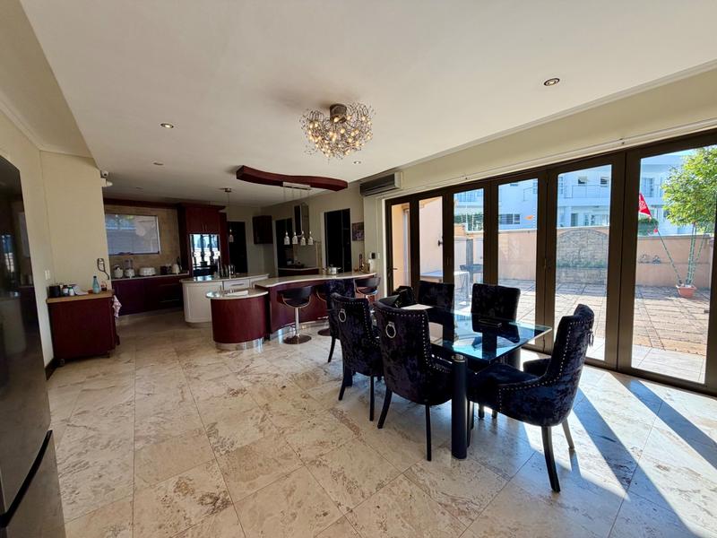 5 Bedroom Property for Sale in Umhlanga KwaZulu-Natal