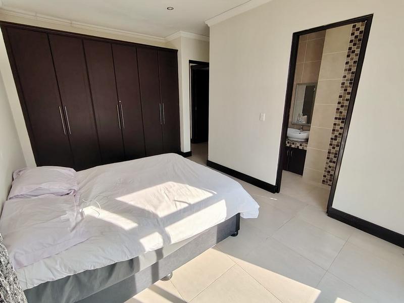 5 Bedroom Property for Sale in Umhlanga KwaZulu-Natal