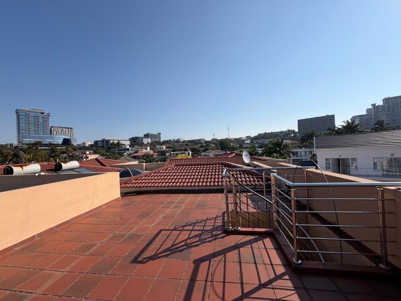 5 Bedroom Property for Sale in Umhlanga KwaZulu-Natal