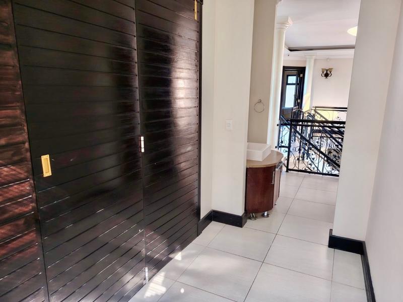 5 Bedroom Property for Sale in Umhlanga KwaZulu-Natal