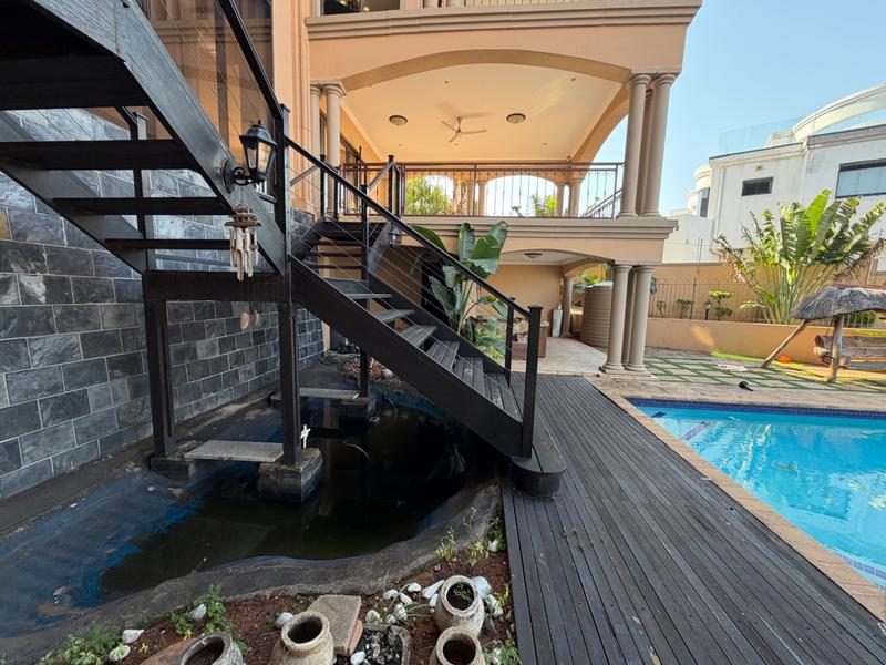 5 Bedroom Property for Sale in Umhlanga KwaZulu-Natal
