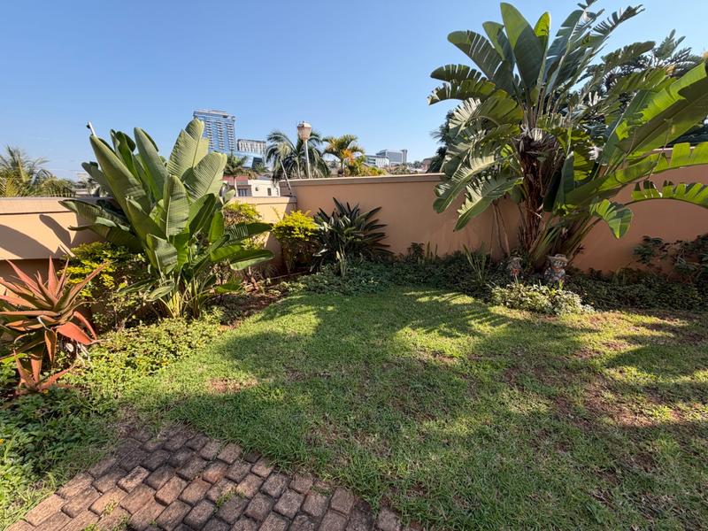 5 Bedroom Property for Sale in Umhlanga KwaZulu-Natal