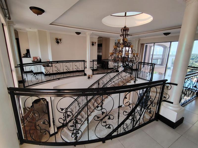 5 Bedroom Property for Sale in Umhlanga KwaZulu-Natal