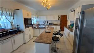 5 Bedroom Property for Sale in Lincoln Meade KwaZulu-Natal