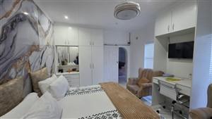 5 Bedroom Property for Sale in Lincoln Meade KwaZulu-Natal