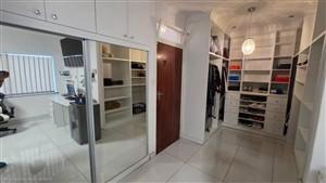 5 Bedroom Property for Sale in Lincoln Meade KwaZulu-Natal