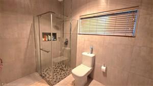 5 Bedroom Property for Sale in Lincoln Meade KwaZulu-Natal