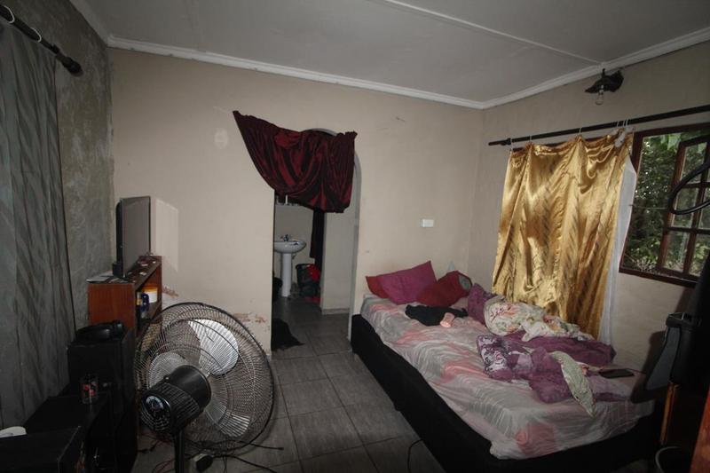 3 Bedroom Property for Sale in Mount Vernon KwaZulu-Natal