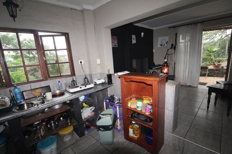 3 Bedroom Property for Sale in Mount Vernon KwaZulu-Natal