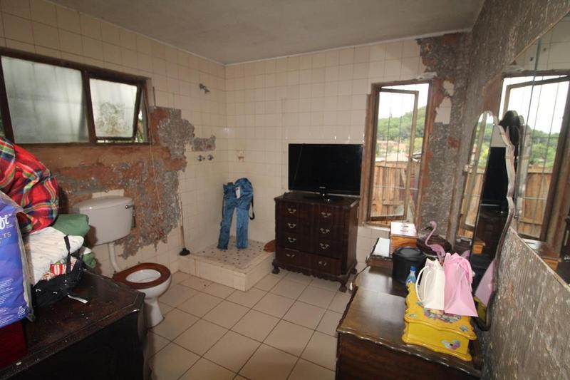 3 Bedroom Property for Sale in Mount Vernon KwaZulu-Natal