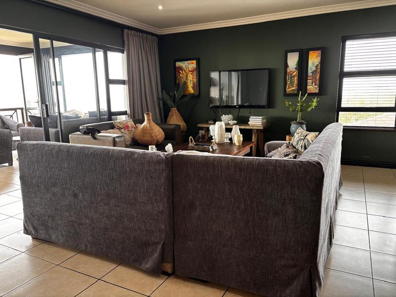To Let 3 Bedroom Property for Rent in Shelly Beach KwaZulu-Natal