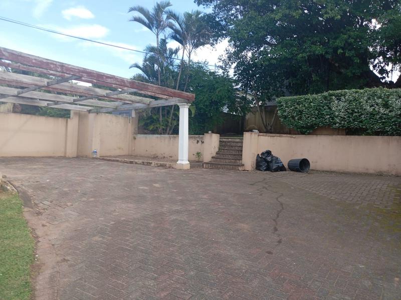 To Let 2 Bedroom Property for Rent in St Michaels On Sea KwaZulu-Natal