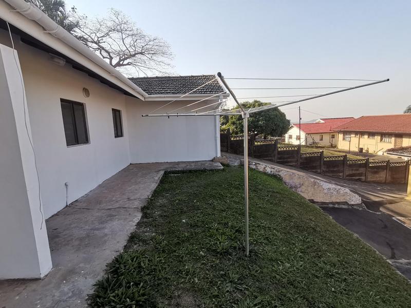 To Let 2 Bedroom Property for Rent in Reservoir Hills KwaZulu-Natal