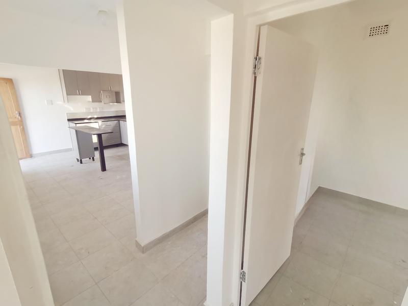 To Let 2 Bedroom Property for Rent in Reservoir Hills KwaZulu-Natal