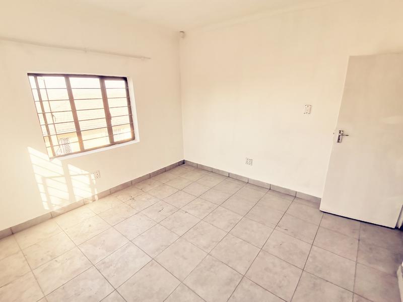 To Let 2 Bedroom Property for Rent in Reservoir Hills KwaZulu-Natal