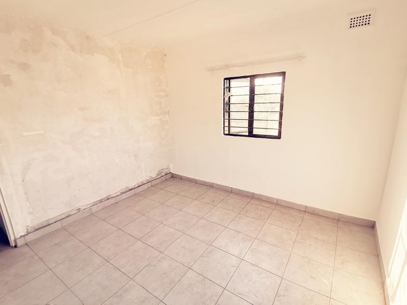 To Let 2 Bedroom Property for Rent in Reservoir Hills KwaZulu-Natal