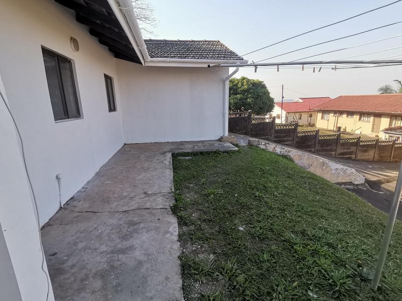 To Let 2 Bedroom Property for Rent in Reservoir Hills KwaZulu-Natal