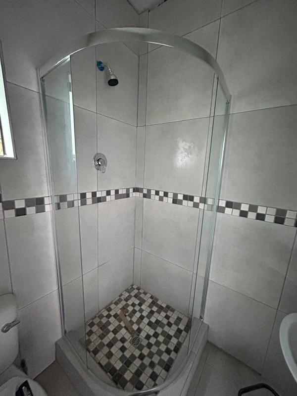To Let 1 Bedroom Property for Rent in Umlazi KwaZulu-Natal