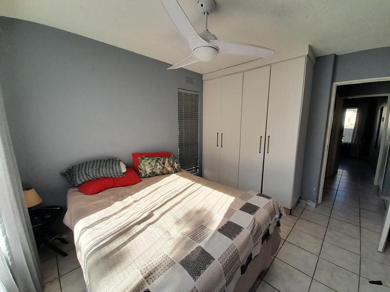 2 Bedroom Property for Sale in Uvongo Beach KwaZulu-Natal