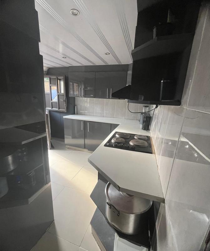 4 Bedroom Property for Sale in Umlazi KwaZulu-Natal
