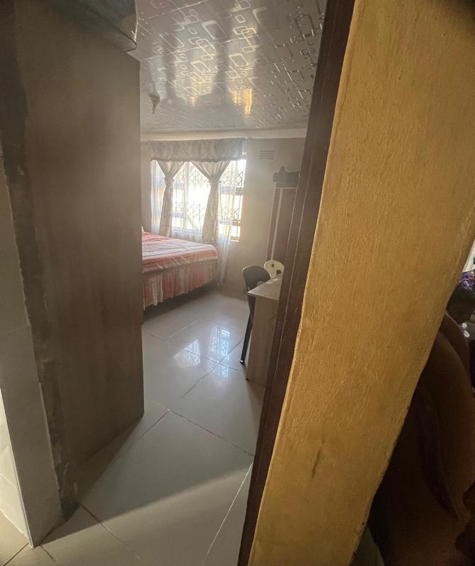 4 Bedroom Property for Sale in Umlazi KwaZulu-Natal
