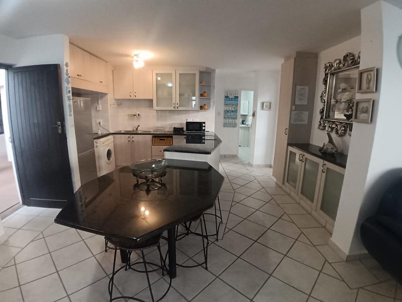 4 Bedroom Property for Sale in Manaba Beach KwaZulu-Natal