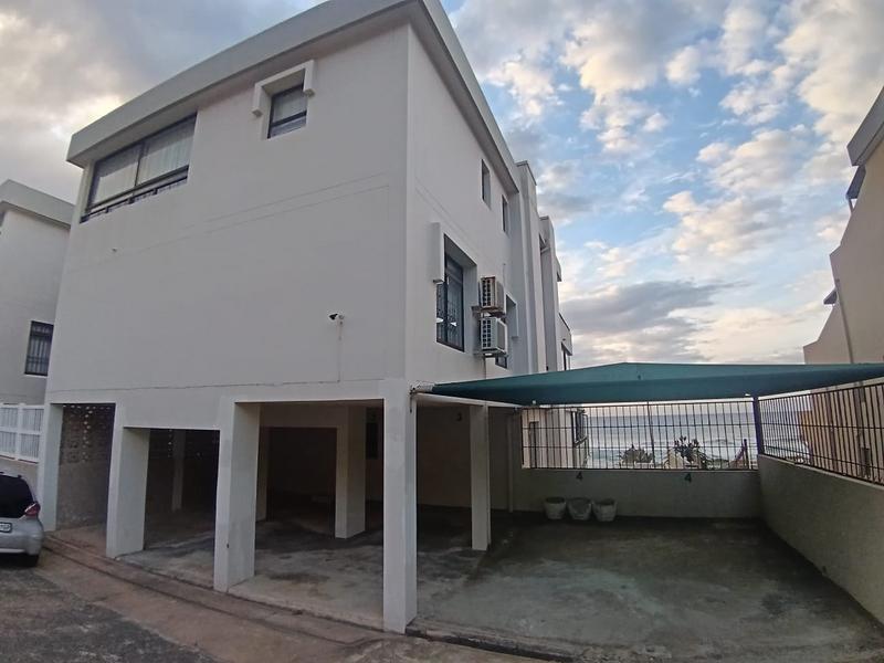 4 Bedroom Property for Sale in Manaba Beach KwaZulu-Natal