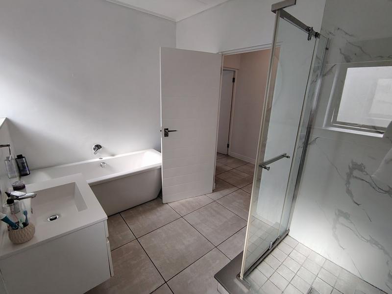 3 Bedroom Property for Sale in Izinga KwaZulu-Natal