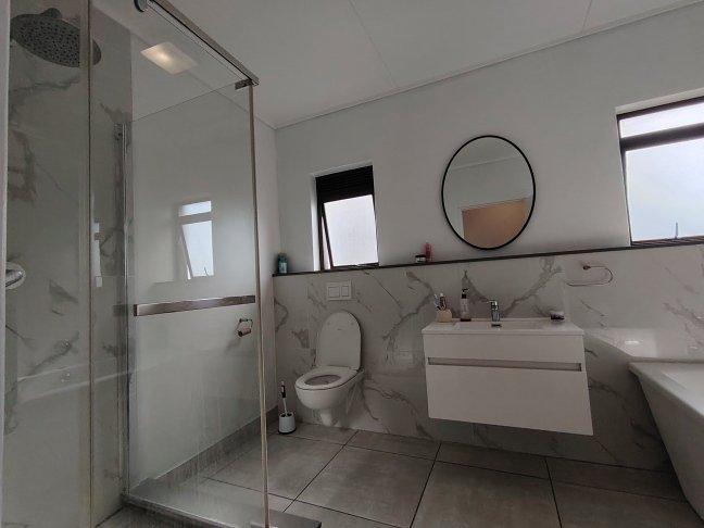 3 Bedroom Property for Sale in Izinga KwaZulu-Natal