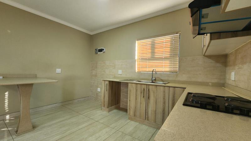 To Let 2 Bedroom Property for Rent in Sherwood KwaZulu-Natal