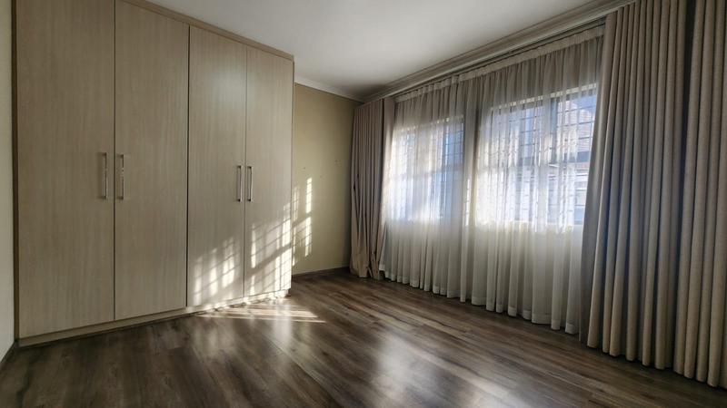 To Let 2 Bedroom Property for Rent in Sherwood KwaZulu-Natal