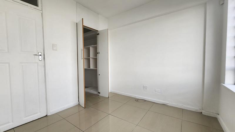 To Let 2 Bedroom Property for Rent in Windermere KwaZulu-Natal