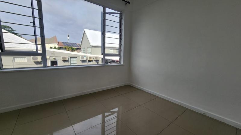 To Let 2 Bedroom Property for Rent in Windermere KwaZulu-Natal