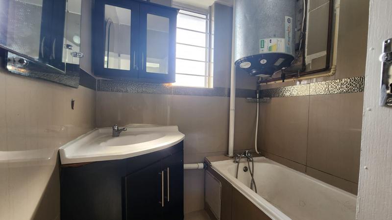 To Let 2 Bedroom Property for Rent in Windermere KwaZulu-Natal