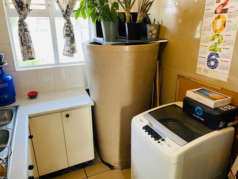 1 Bedroom Property for Sale in Margate KwaZulu-Natal